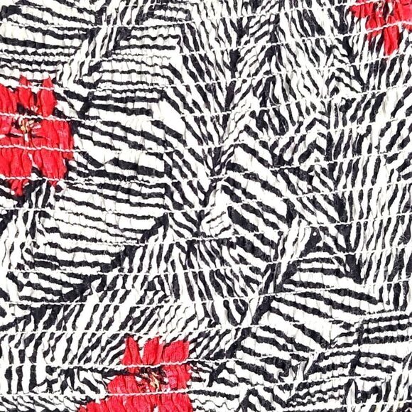 J. Jill Black & White Top w/Red Flowers, Shirred Elastic Chest, Size Medium P - Picture 7 of 11